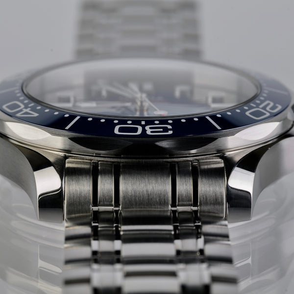 Omega Seamaster Diver 300M Co-Axial Master Chronometer Ref 210.32.42.20.03.001