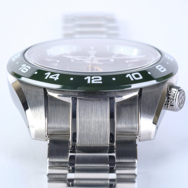 Grand Seiko Spring Drive GMT Ceramic Bezel Green SBGE257